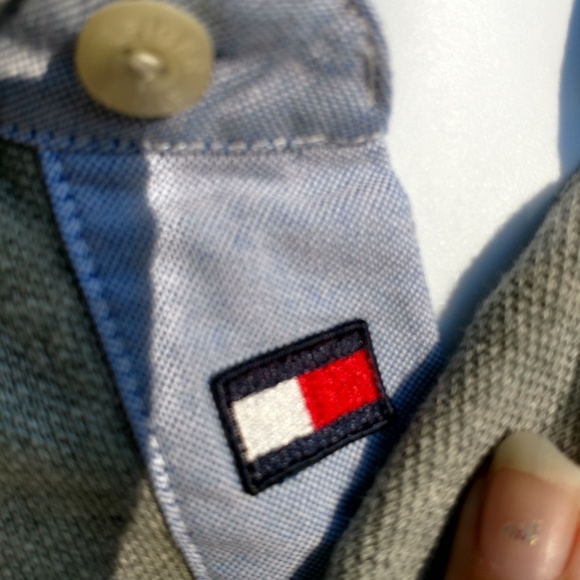 Tommy Hilfiger Golf Men's Size Large Gray Shirt - Picture 2 of 5